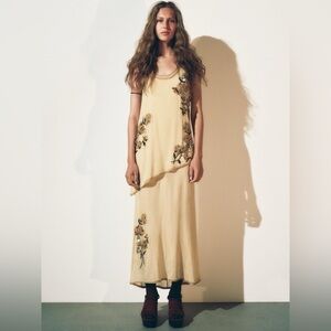 ZARA | EMBROIDERED FLOWER TOP DRESS | ZW COLLECTION